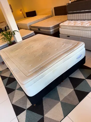 Colchão de Casal QUEEN MAXFLEX LATEX USADO - Entrego! 