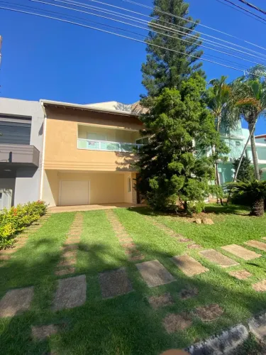 Casa em condomínio para locação