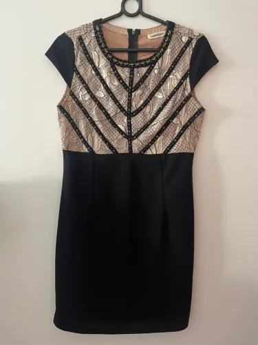 Vestido preto tubinho