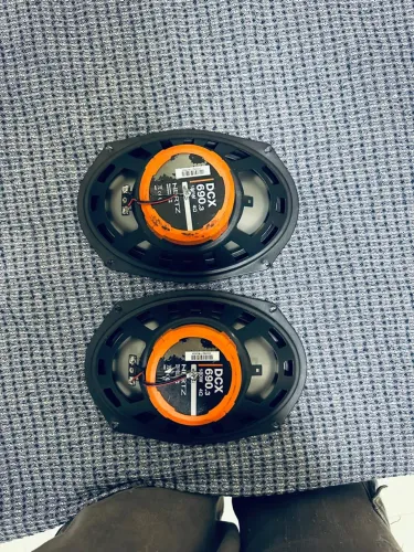 Auto falante 6x9 Hertz