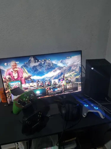 Vendo Xbox series X + LG ultragear