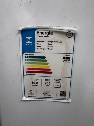 Vendo freezer 205 litros midea, pouco uso.