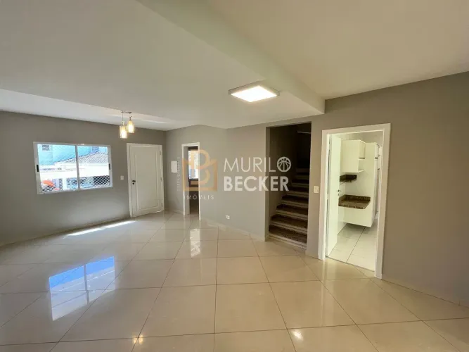 Casa em condomínio 4 quartos, sendo 1 suíte - BAIRRO VILA BRANCA - JACAREÍ