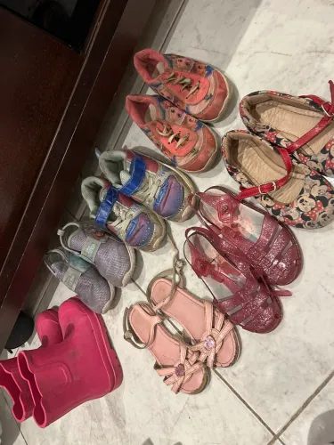 Sapatos de menina