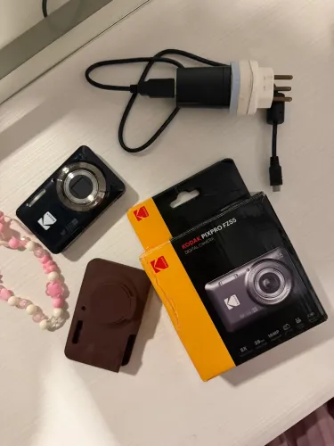 Câmera Kodak pixpro fz55