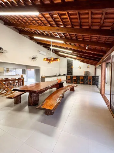Rancho com 3 dormitórios à venda, 389 m² por R$ 1.900.000,00 - Zona Rural - Presidente Ven
