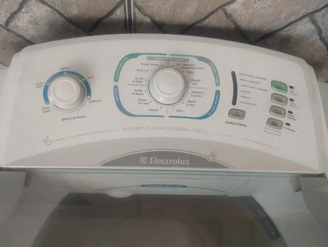 Máquina de lavar roupa Eletrolux 15 kgs
