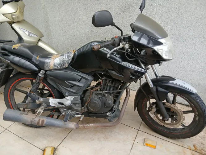 Moto tvs dafra vendo ou troco 1200reais