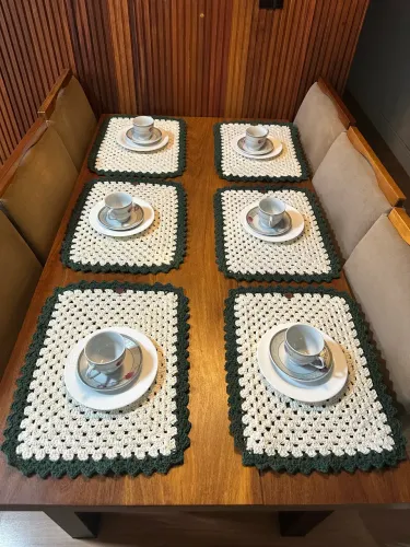 Sousplat jogo 6 peças + toalha de mesa