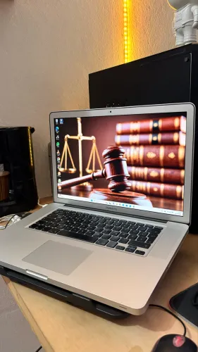 MacBook Pro 2011