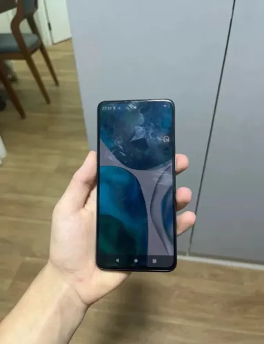 Moto g52 semi novo