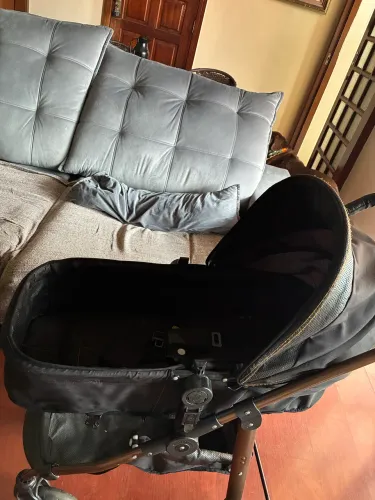 Carrinho de bebê Galzerano Moisés + bebê conforto e base