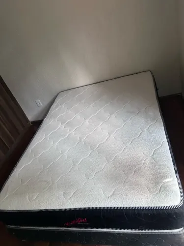 Cama Queen - colchão e box