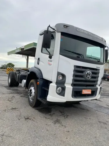 VW 17.260 Constellation 20/21 - Único Dono - No Chassi - Revisado