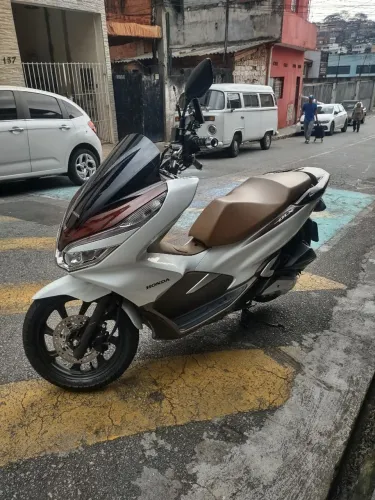 Honda PCX DLX único dono