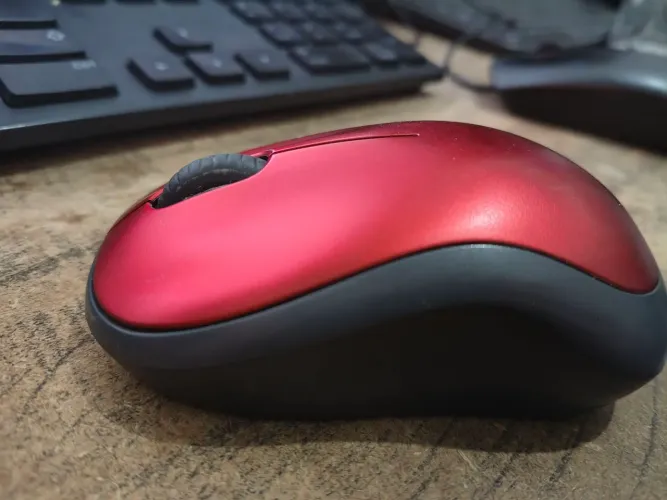 Logitech M185 Mouse Sem Fio