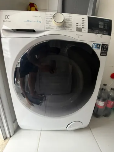 Lava e Seca Electrolux 11/7 Kgs Branca Inverter PerfectCare