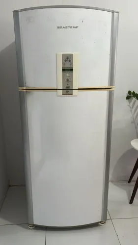 Geladeira Frost Free Brastemp. Grande para toda família