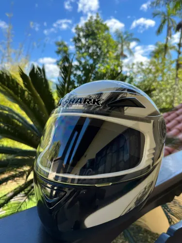 Vendo Capacete Shark S500