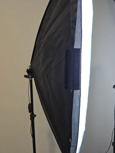2 Softbox Iluminação Profissional para Foto e Vídeo + Tripé