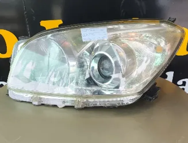 ? Farol Toyota RAV4 (Anos 2006 a 2012) - Terceira Geração