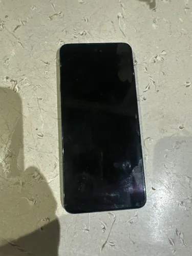 Motorola top com um trincado na tela mais não influencia em nada funciona tudo
