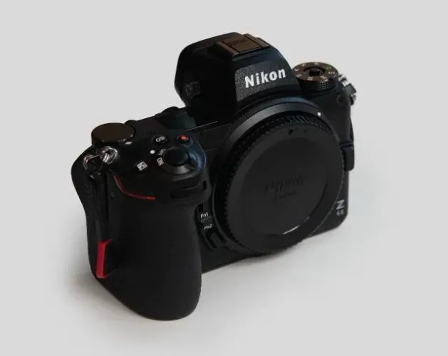 Câmera Mirrorless Nikon Z6II - Perfeito Estado, sem detalhe. Na caixa.