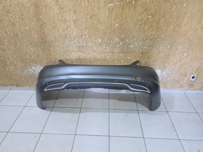 Parachoque traseiro Mercedes C180 / C200 / C250 2015/2016/2017/2018/2019