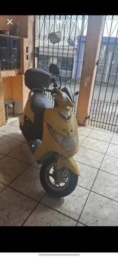 Burgman ano 2006 2007 em dia 