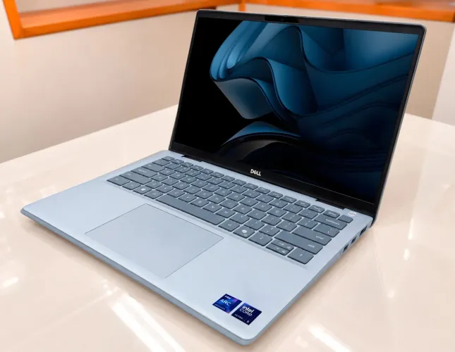 NOTEBOOK DELL ULTRA 5 14° /DDR5 / 1 TERA NVME- TOUCH SCREEN