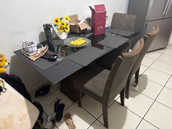 Mesa 0/ 06 pessosz     600rreais