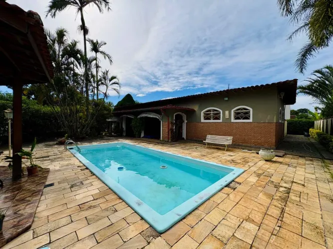 Casa para venda em Tremembé no condomínio Vale do Sol