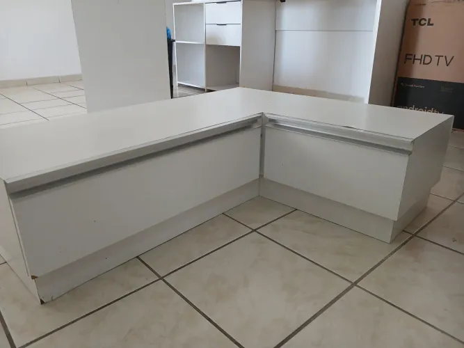 Sapateira em L branca (mdf)