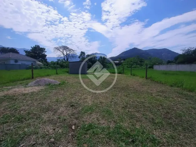 Terreno Plano de 360 m² na Cotia Guapimirim codigo: 382413