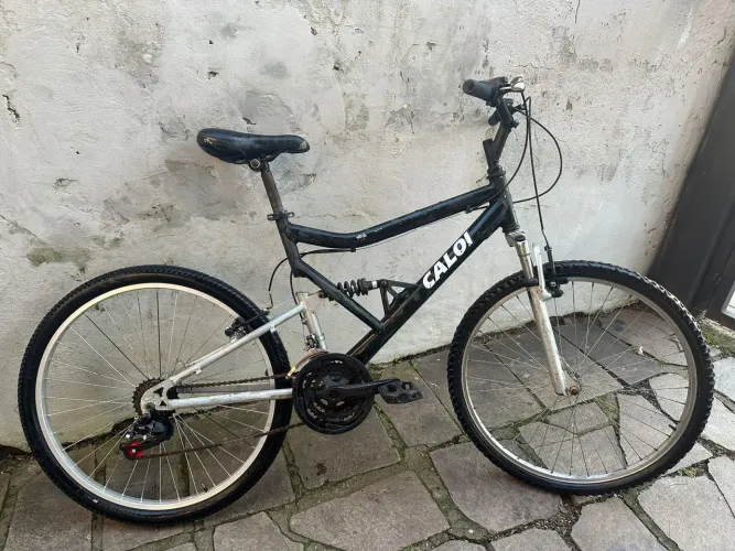 Bicicleta aro aro 26 caloi alumínio Suspensão
