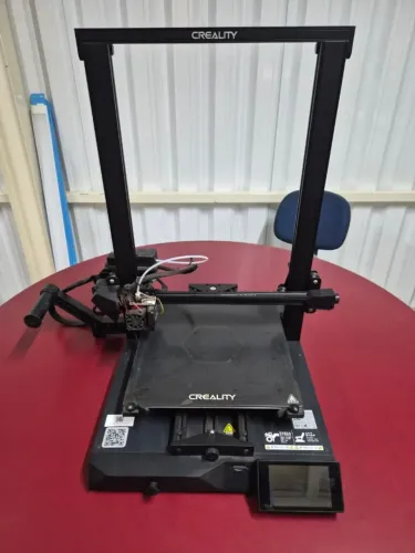 ? Impressora 3D Creality - Excelente Estado - Pronta para Uso