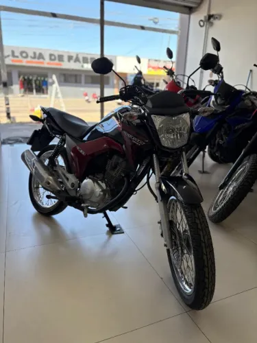 Titan 150 2014 super conservada km 67194