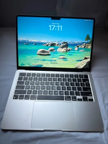 Macbook Air M3 13,6 Polegadas 16gb Ram 256gb SSD Cinza - Com Nota Fiscal