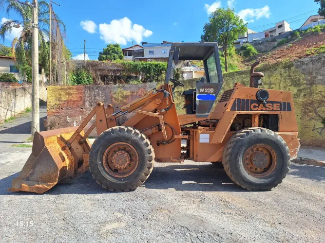 Vende-se Pa carregadeira W20B Case