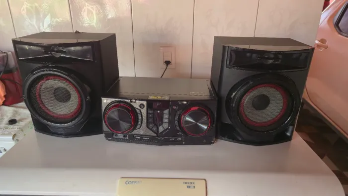 Som Mini System LG CJ44X 