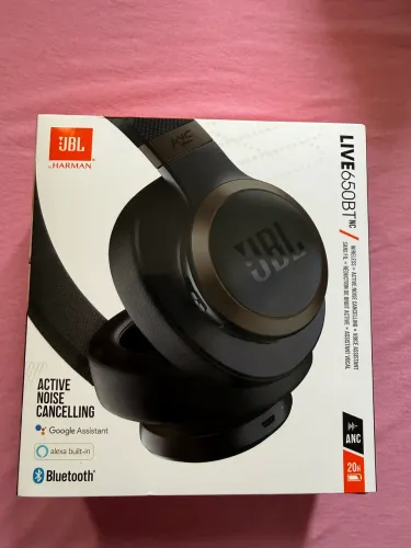 Fone Jbl  live 650 btnc 