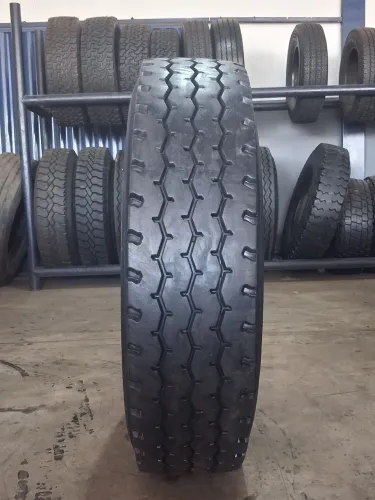 Pneus 295/80R22.5 recapados mistos