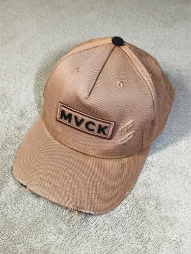 Boné Original MVCK Street Militar Destroyed - Caramelo Aba Curva Premium Tam. Único