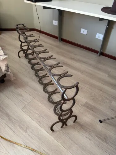 SAPATEIRO PARA BOTAS E BOTINAS