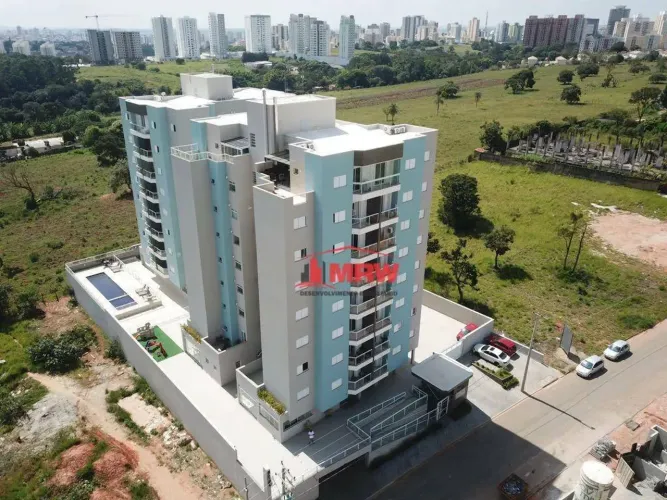 Apartamento com 2 dormitórios para alugar, 77 m² por R$ 3.694,00/mês - Parque Campolim - S