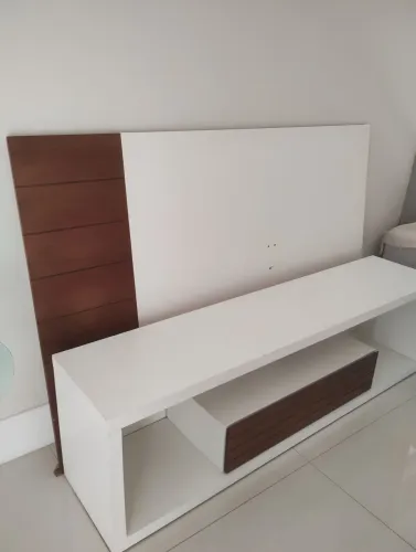 Vendo Rack e Painel de madeira