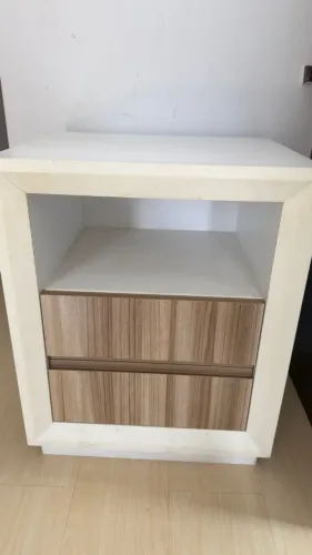 2 criados mudos - R$ 250,00 cada