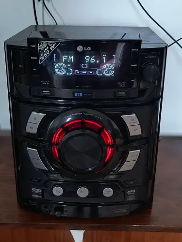 Vendo central LG cm 7420