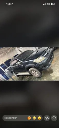 Hilux 2007 retirada de peças baixada no detran *