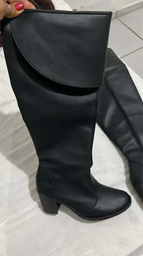 Bota Feminina GiGiL Montaria Bico Redondo Salto Alto Bloco Grosso Clássica Elegante